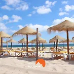 #132 Velamar 414 By Holidays Διαμέρισμα *