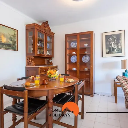 #132 Velamar 414 By Holidays *