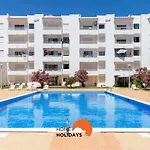 شقة #132 Velamar 414 By Holidays البوفيرا